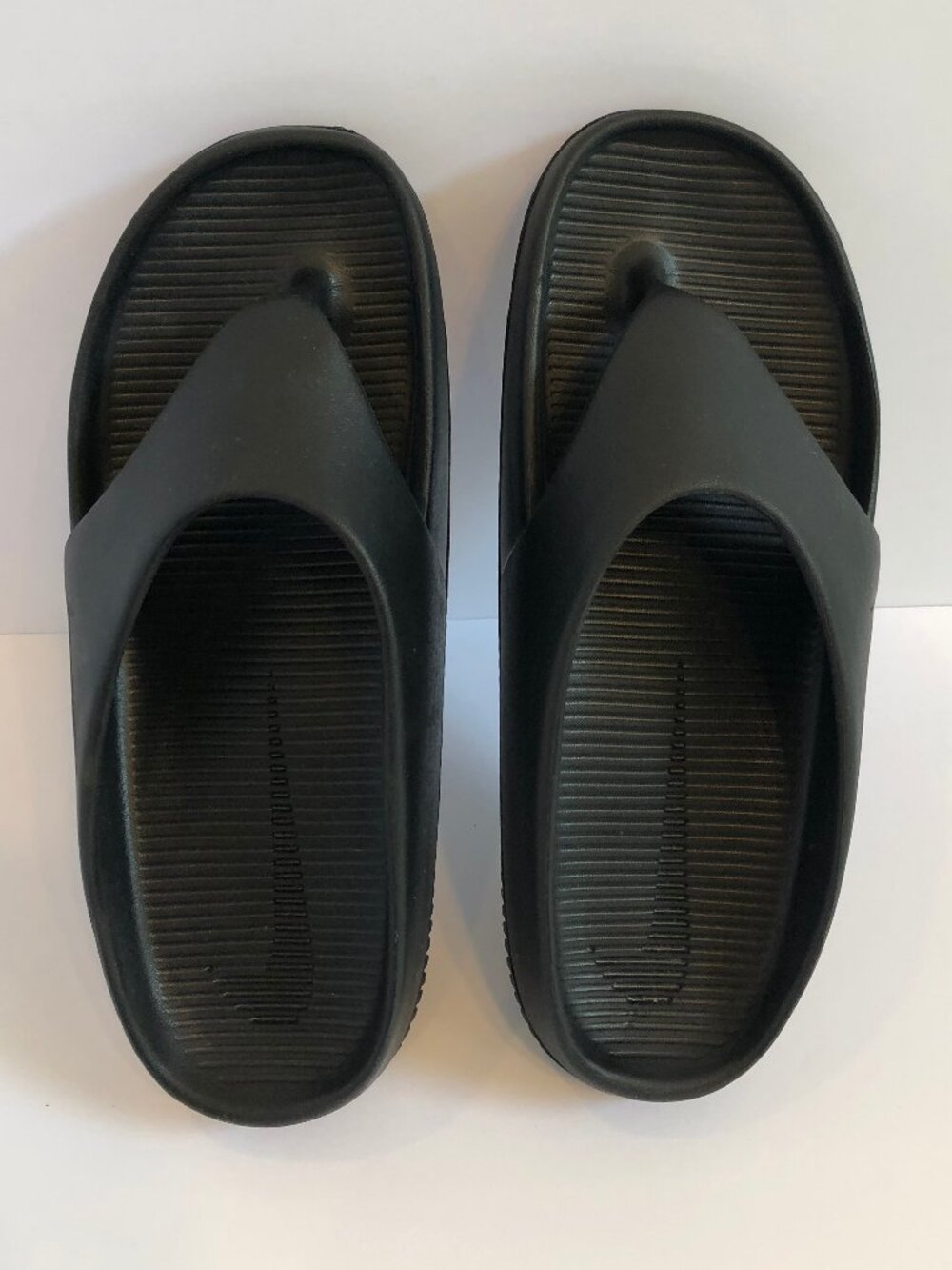 Nike Calm Women's Flip Flop Sandals Size 9 Black Rubber Comfort Slip On Thong